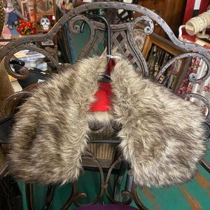 Faux Fur Collar in Brown and Tan